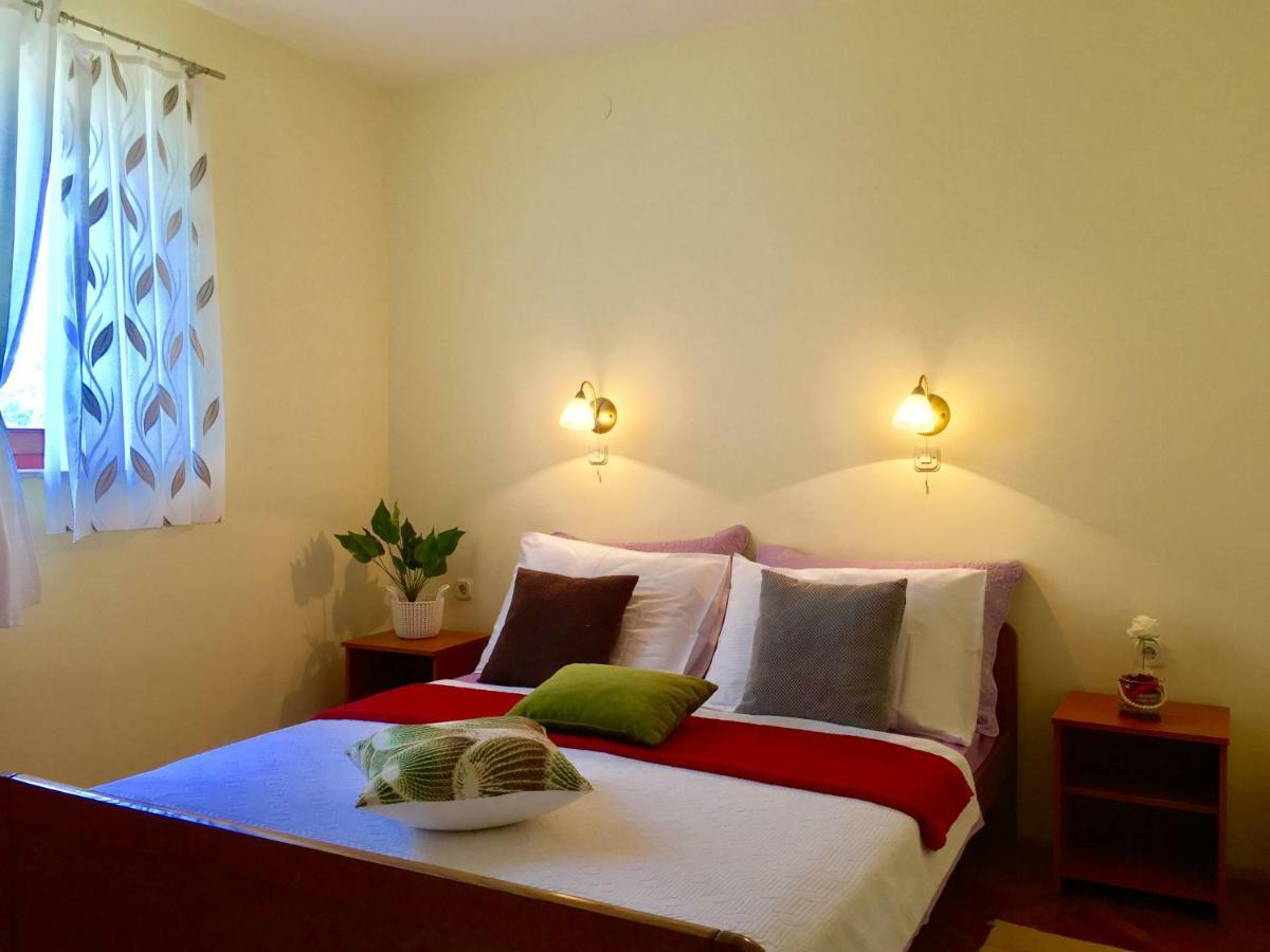 Lavender House Apartman Maslenica Kültér fotó